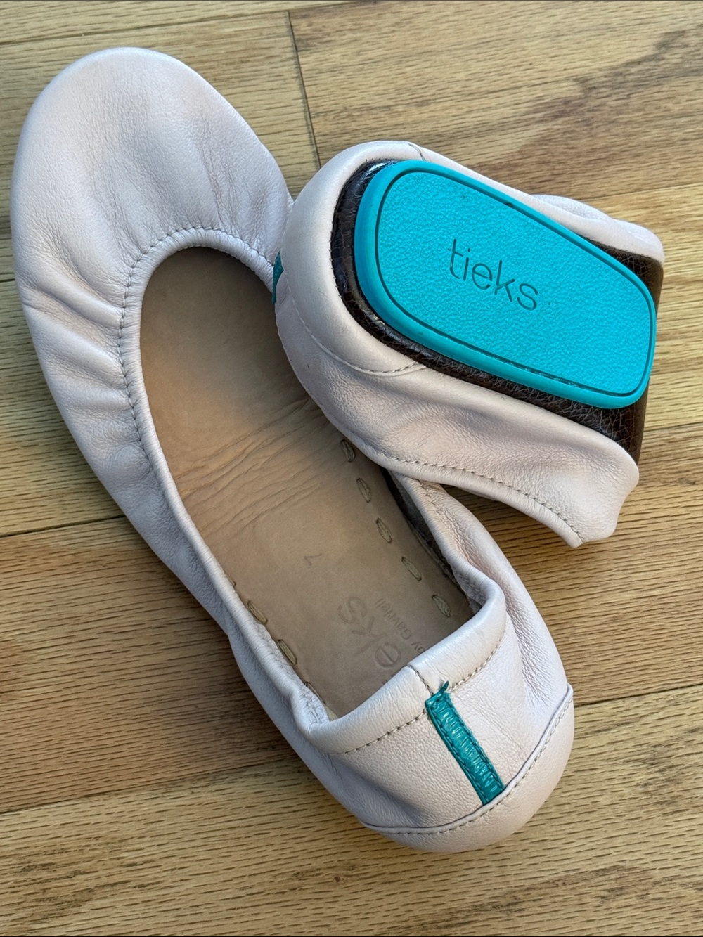 Tieks by Gavrieli Size 7 Leather Ballet Flats Foldable Round Toe Balletcore Pink